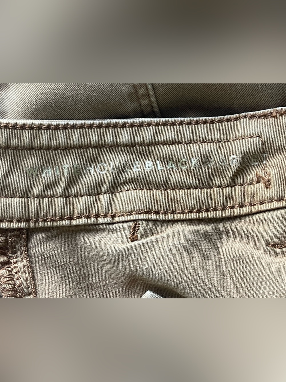 White House Black market Women’s Utility Light Brown Slim Ankle Pants EUC Size 4 - Picture 7 of 8